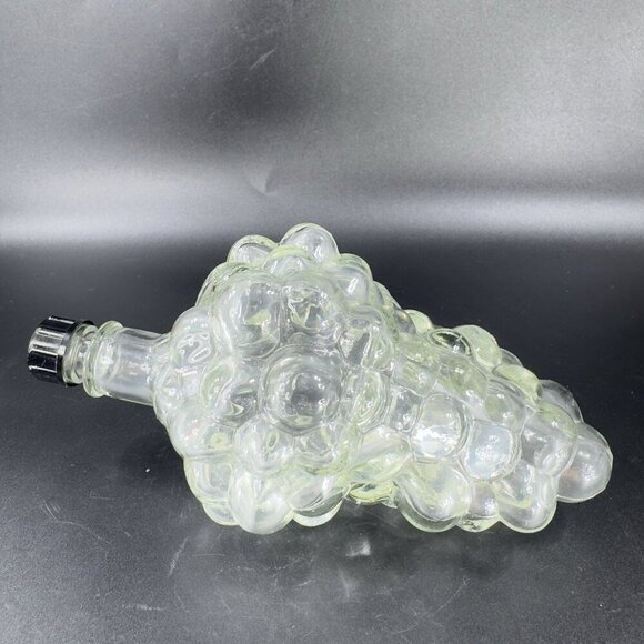 Vintage Clear Glass Grape Cluster Shaped Vanity Wine Bottle Decanter With Lid - Picture 13 of 13
